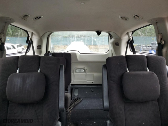 2014 Dodge Grand Caravan SXT with VIN 2C4RDGCGXER128045, listed as a Copart auction lot 50456195 with 173,770 mi miles and Clean Title. Bid and sale history available at carsss.com. Image 10.