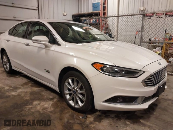 2018 Ford Fusion Energi SE with VIN 3FA6P0PU9JR264257, listed as a IAAI auction lot 41587659 with 85,832 mi miles. Bid and sale history available at carsss.com. Image 1.