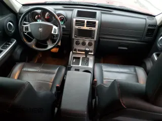 2007 Dodge Nitro R/T z VIN 1D8GT58647W733396, wystawiony jako Copart lot #83948934 z przebiegiem 47 944 mil mil oraz Szkoda całkowita • Salvage title. Historia ofert i sprzedaży dostępna na DreamBid. Obrazek 8.
