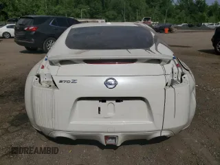 2013 Nissan 370Z z VIN JN1AZ4EH1DM880904, wystawiony jako Copart lot #58419485 z przebiegiem Nie podano mil oraz Nie do naprawy. Historia ofert i sprzedaży dostępna na DreamBid. Obrazek 6.