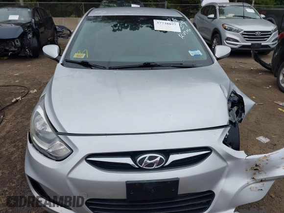 2012 Hyundai Accent GLS z VIN KMHCT4AE8CU197739, wystawiony jako IAAI lot #37738877 z przebiegiem 158 688 mil mil oraz . Historia ofert i sprzedaży dostępna na DreamBid. Obrazek 12.
