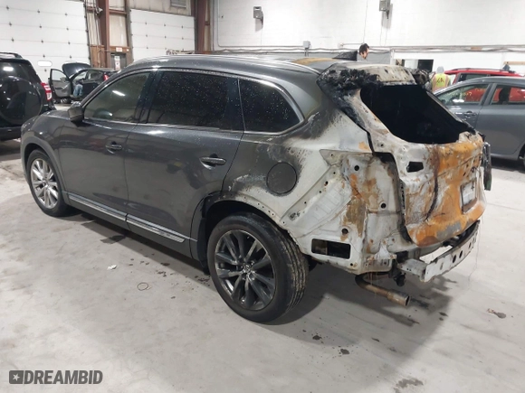 2016 Mazda CX-9 Signature with VIN JM3TCBEY7G0120460, listed as a IAAI auction lot 41913584 with 114,901 mi miles. Bid and sale history available at carsss.com. Image 3.
