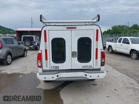 2017 Nissan Frontier S z VIN 1N6BD0CT7HN727005, wystawiony jako IAAI lot #42390094 z przebiegiem 88 868 mil mil oraz . Historia ofert i sprzedaży dostępna na DreamBid. Obrazek 17.