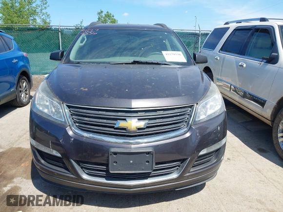 2015 Chevrolet Traverse LS z VIN 1GNKRFED1FJ152781, wystawiony jako IAAI lot #42279336 z przebiegiem 131 491 mil mil oraz . Historia ofert i sprzedaży dostępna na DreamBid. Obrazek 6.