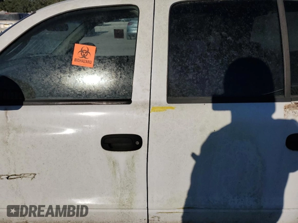 2001 Dodge Dakota z VIN 1B7HL2AX41S256519, wystawiony jako Copart lot #81951634 z przebiegiem Nie podano mil oraz Nie do naprawy • Non repairable. Historia ofert i sprzedaży dostępna na DreamBid. Obrazek 13.