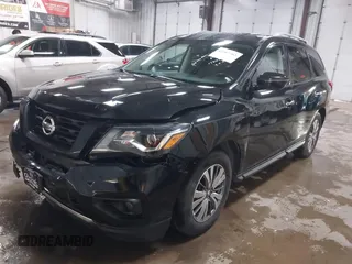 2019 Nissan Pathfinder SV с VIN 5N1DR2MM5KC622803, выставлен на аукционе IAAI как лот 41987702 с пробегом 73 012 миль миль и . История ставок и продаж доступна на DreamBid. Изображение 2.