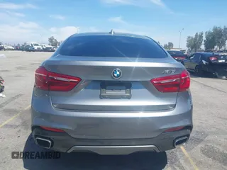 2018 BMW X6 xDrive35i z VIN 5UXKU2C51J0X50913, wystawiony jako IAAI lot #42078443 z przebiegiem Nie podano mil oraz . Historia ofert i sprzedaży dostępna na DreamBid. Obrazek 15.