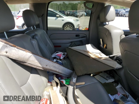 2005 Chevrolet Suburban LT with VIN 3GNEC16Z05G174248, listed as a Copart auction lot 55474945 with Not provided miles and Salvage title. Bid and sale history available at DreamBid. Image 11.