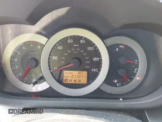 2008 Toyota RAV4 Sport with VIN JTMZD32V886075558, listed as a IAAI auction lot 41999352 with 217,271 mi miles and . Bid and sale history available at DreamBid. Image 7.