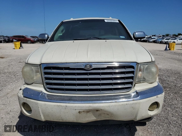 2009 Chrysler Aspen Limited z VIN 1A8HW58PX9F707867, wystawiony jako Copart lot #66086864 z przebiegiem 229 209 mil mil oraz Szkoda całkowita • Salvage title. Historia ofert i sprzedaży dostępna na DreamBid. Obrazek 5.
