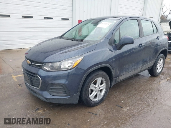 2019 Chevrolet Trax LS with VIN 3GNCJNSB9KL184972, listed as a IAAI auction lot 41724874 with 112,114 mi miles. Bid and sale history available at carsss.com. Image 17.
