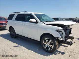 2024 Ford Expedition XLT with VIN 1FMJU1J84REA06771, listed as a Copart auction lot 52702185 with 20,995 mi miles and Salvage Title. Bid and sale history available at carsss.com. Image 4.