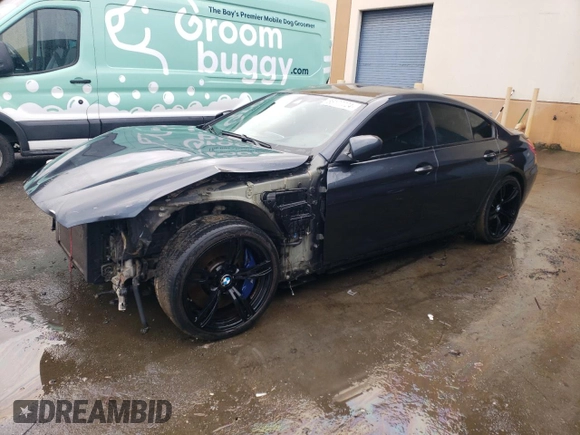2015 BMW M6 z VIN WBS6C9C5XFD467854, wystawiony jako Copart lot #86177724 z przebiegiem 55 789 mil mil oraz Szkoda całkowita • Salvage title. Historia ofert i sprzedaży dostępna na DreamBid. Obrazek 1.