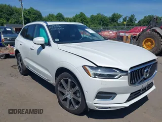 2018 Volvo XC60 Inscription with VIN YV4A22RL3J1023031, listed as a IAAI auction lot 39541126 with 58,647 mi miles. Bid and sale history available at carsss.com. Image 1.