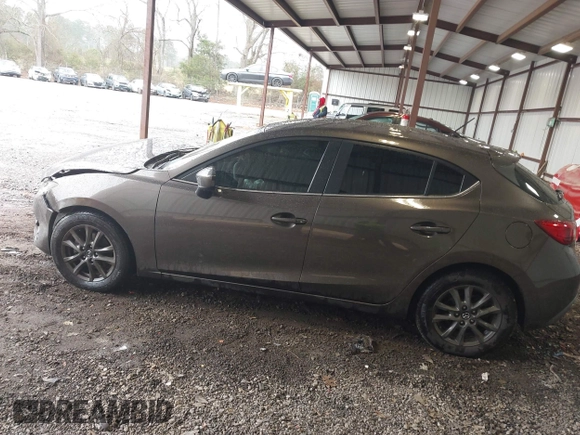 2014 Mazda 3 i Touring z VIN 3MZBM1L75EM109082, wystawiony jako IAAI lot #41625740 z przebiegiem 123 618 mil mil oraz . Historia ofert i sprzedaży dostępna na DreamBid. Obrazek 14.