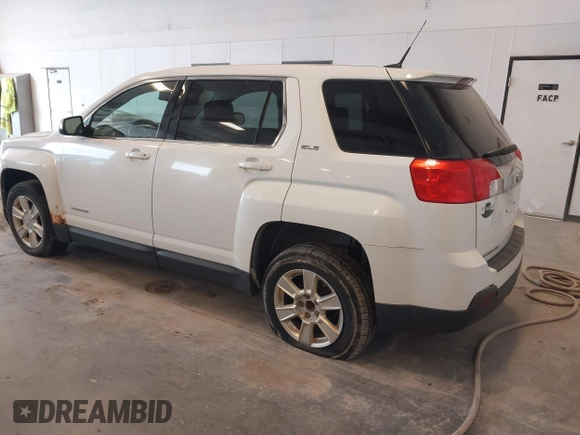 2011 GMC Terrain SLE-1 z VIN 2CTALMEC5B6376231, wystawiony jako IAAI lot #42369115 z przebiegiem 215 485 mil mil oraz . Historia ofert i sprzedaży dostępna na DreamBid. Obrazek 3.