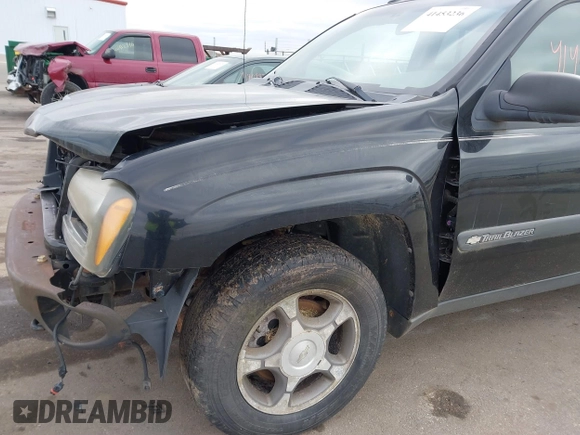 2004 Chevrolet TrailBlazer EXT LT with VIN 1GNET16S746115863, listed as a IAAI auction lot 41453236 with 198,099 mi miles. Bid and sale history available at carsss.com. Image 12.