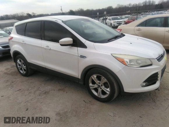 2015 Ford Escape SE with VIN 1FMCU0G76FUC24519, listed as a IAAI auction lot 41785402 with 205,310 mi miles. Bid and sale history available at carsss.com. Image 1.