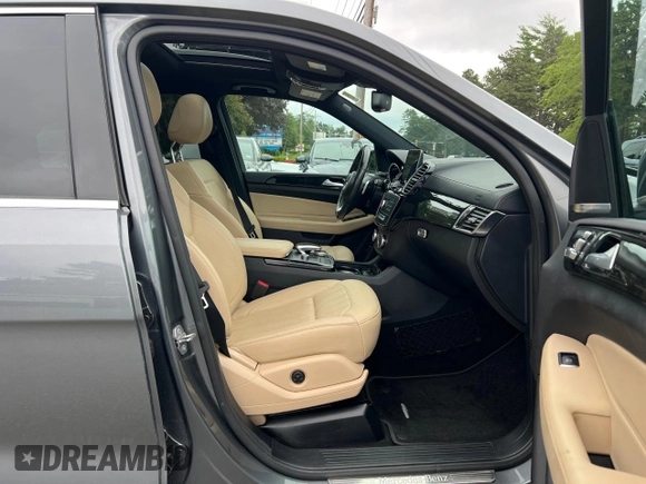 2019 Mercedes-Benz GLS 450 z VIN 4JGDF6EE8KB234462, wystawiony jako Copart lot #64525955 z przebiegiem 137 018 mil mil oraz Czysty tytuł • Clean title. Historia ofert i sprzedaży dostępna na DreamBid. Obrazek 5.