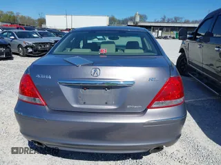 2007 Acura RL Tech Pkg with VIN JH4KB16647C002703, listed as a IAAI auction lot 41882614 with 174,713 mi miles. Bid and sale history available at carsss.com. Image 16.