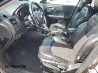 2019 Jeep Compass Trailhawk with VIN 3C4NJDDB9KT668729, listed as a Copart auction lot 51671255 with 116,398 mi miles and Clean Title. Bid and sale history available at DreamBid. Image 7.
