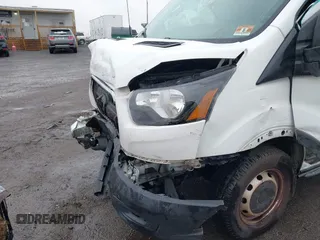 2020 Ford Transit Cargo с VIN 1FTBW3X88LKB37233, выставлен на аукционе IAAI как лот 40882872 с пробегом 101 171 миль миль и . История ставок и продаж доступна на DreamBid. Изображение 18.