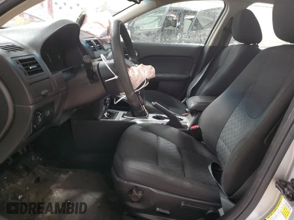 2010 Ford Fusion SE with VIN 3FAHP0HA7AR336800, listed as a Copart auction lot 45989395 with 128,967 mi miles and Non Repairable. Bid and sale history available at carsss.com. Image 7.