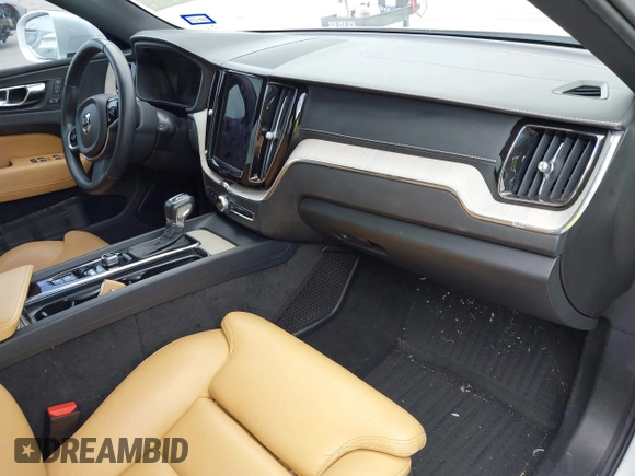 2018 Volvo XC60 Inscription with VIN YV4A22RL6J1023802, listed as a IAAI auction lot 42357101 with 96,866 mi miles and . Bid and sale history available at DreamBid. Image 5.