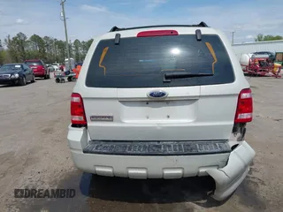 2008 Ford Escape XLS с VIN 1FMCU02Z78KC32703, выставлен на аукционе IAAI как лот 41998928 с пробегом 212 746 миль миль и . История ставок и продаж доступна на DreamBid. Изображение 16.