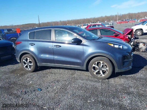 2021 Kia Sportage LX with VIN KNDPM3AC4M7920949, listed as a IAAI auction lot 41856785 with 39,200 mi miles. Bid and sale history available at carsss.com. Image 12.