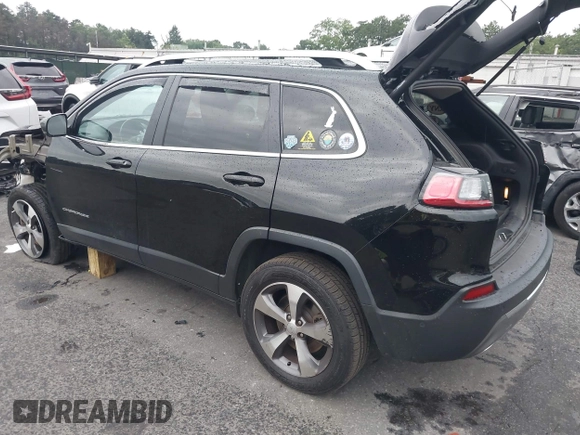 2021 Jeep Cherokee Limited z VIN 1C4PJMDX8MD121545, wystawiony jako IAAI lot #42706490 z przebiegiem 154 382 mil mil oraz . Historia ofert i sprzedaży dostępna na DreamBid. Obrazek 3.