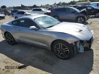 2020 Ford Mustang EcoBoost with VIN 1FA6P8TH2L5136553, listed as a Copart auction lot 62177345 with 61,106 mi miles and Clean title. Bid and sale history available at DreamBid. Image 4.