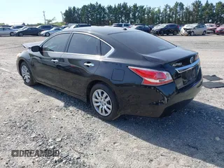 2015 Nissan Altima SL with VIN 1N4AL3AP5FC280259, listed as a IAAI auction lot 42111665 with 119,246 mi miles and . Bid and sale history available at DreamBid. Image 3.