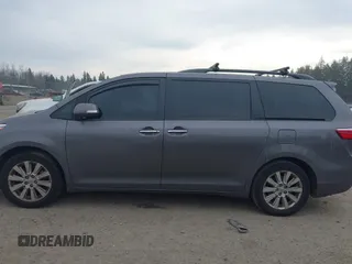 2015 Toyota Sienna Ltd with VIN 5TDDK3DC4FS096867, listed as a IAAI auction lot 41451129 with 226,548 mi miles. Bid and sale history available at carsss.com. Image 14.