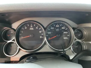2011 GMC Sierra 1500 SLE z VIN 3GTP1VE02BG304558, wystawiony jako Copart lot #49127055 z przebiegiem Nie podano mil oraz Szkoda całkowita • Salvage title. Historia ofert i sprzedaży dostępna na DreamBid. Obrazek 9.