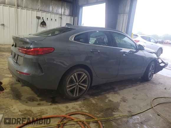 2020 BMW 2 Series 228i xDrive with VIN WBA73AK09L7F82121, listed as a Copart auction lot 61008865 with 29,867 mi miles and Clean title. Bid and sale history available at DreamBid. Image 3.
