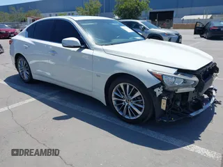 2018 Infiniti Q50 Sport z VIN JN1EV7AP2JM365370, wystawiony jako IAAI lot #42157933 z przebiegiem 61 054 mil mil oraz . Historia ofert i sprzedaży dostępna na DreamBid. Obrazek 1.