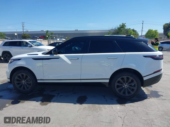 2018 Land Rover Range Rover Velar R-Dynamic SE with VIN SALYL2RN1JA709853, listed as a IAAI auction lot 42233296 with 58,440 mi miles and . Bid and sale history available at DreamBid. Image 14.