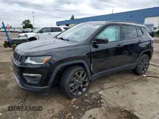 2019 Jeep Compass High Altitude z VIN 3C4NJDCB1KT761634, wystawiony jako Copart lot #56630554 z przebiegiem 71 083 mil mil oraz Nie do naprawy • Non repairable. Historia ofert i sprzedaży dostępna na DreamBid. Obrazek 1.