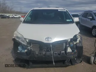 2011 Toyota Sienna XLE with VIN 5TDDK3DC8BS028811, listed as a Copart auction lot 51838095 with 114,506 mi miles and Salvage Title. Bid and sale history available at DreamBid. Image 5.