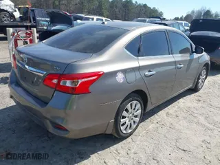 2016 Nissan Sentra SR with VIN 3N1AB7AP2GL684312, listed as a IAAI auction lot 41640898 with 177,468 mi miles. Bid and sale history available at carsss.com. Image 4.