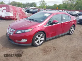 2013 Chevrolet Volt with VIN 1G1RA6E41DU114664, listed as a IAAI auction lot 42176649 with 195,831 mi miles and . Bid and sale history available at carsss.com. Image 2.