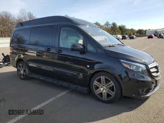 2020 Mercedes-Benz Metris with VIN W1WV0FEY2L3762177, listed as a Copart auction lot 44027605 with 30,685 mi miles and Salvage Title. Bid and sale history available at DreamBid. Image 4.