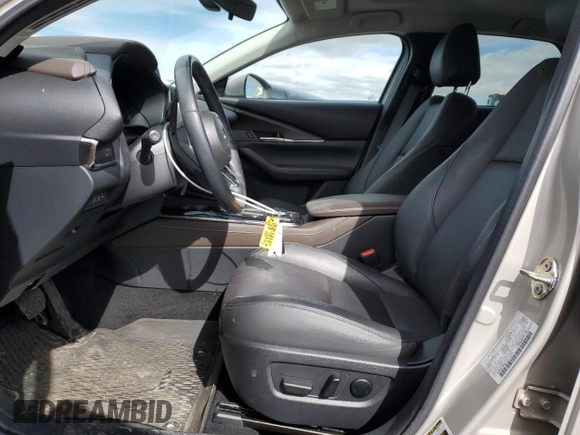 2022 Mazda CX-30 S Premium with VIN 3MVDMBDL4NM447276, listed as a Copart auction lot 47527985 with 4,577 mi miles and Salvage Title. Bid and sale history available at carsss.com. Image 7.