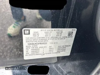 2015 Chevrolet Suburban LT z VIN 1GNSKJKC9FR696000, wystawiony jako Copart lot #59152535 z przebiegiem 146 457 mil mil oraz Czysty tytuł • Clean title. Historia ofert i sprzedaży dostępna na DreamBid. Obrazek 10.