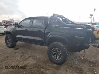 2024 Chevrolet Colorado 4WD ZR2 z VIN 1GCPTFEK4R1265787, wystawiony jako Copart lot #54108245 z przebiegiem 4 880 mil mil oraz Szkoda całkowita • Salvage title. Historia ofert i sprzedaży dostępna na DreamBid. Obrazek 2.