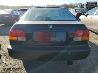 1997 Honda Civic EX with VIN 2HGEJ8641VH560917, listed as a Copart auction lot 83333374 with 112,889 mi miles and Clean Title. Bid and sale history available at carsss.com. Image 6.