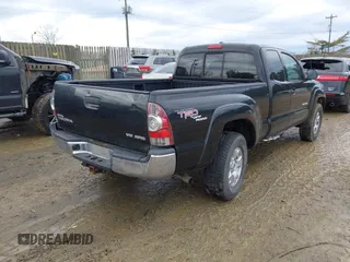 2010 Toyota Tacoma with VIN 5TEUU4EN8AZ696495, listed as a IAAI auction lot 41476399 with 141,396 mi miles and . Bid and sale history available at DreamBid. Image 4.