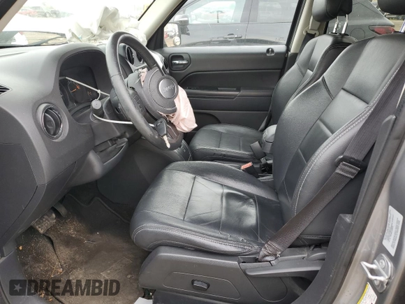 2015 Jeep Patriot High Altitude z VIN 1C4NJPFA8FD296253, wystawiony jako Copart lot #60509905 z przebiegiem Nie podano mil oraz Czysty tytuł • Clean title. Historia ofert i sprzedaży dostępna na DreamBid. Obrazek 7.