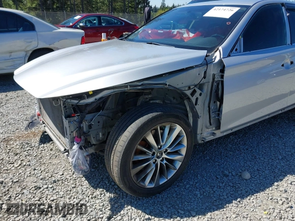 2018 Infiniti Q50 3.0t Luxe with VIN JN1EV7AR1JM443400, listed as a IAAI auction lot 42174726 with 74,677 mi miles. Bid and sale history available at carsss.com. Image 6.